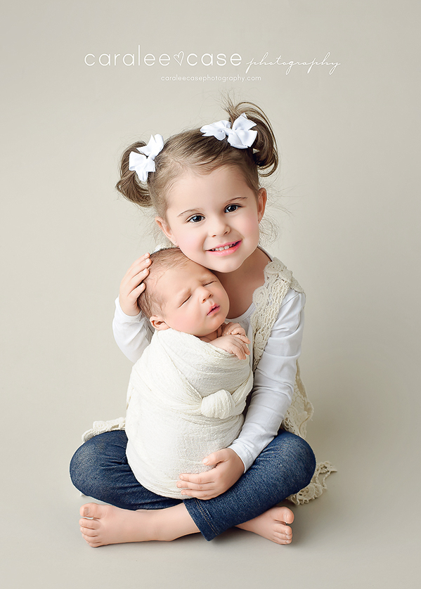 Chubbuck Idaho Newborn Baby Infant Photographer ~ Caralee Case Photography 